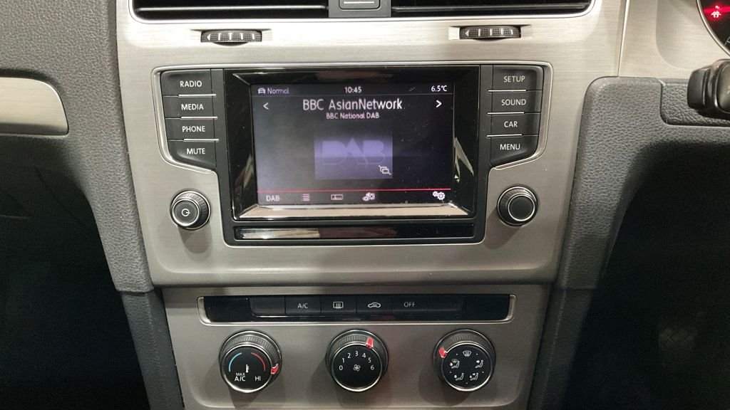 Used Volkswagen Golf 2015 for sale - 77436778: Photo 10