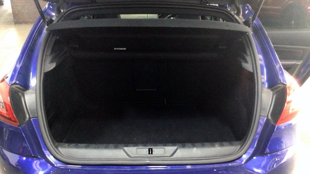 Used Peugeot 308 2019 for sale - 76119057: Photo 12