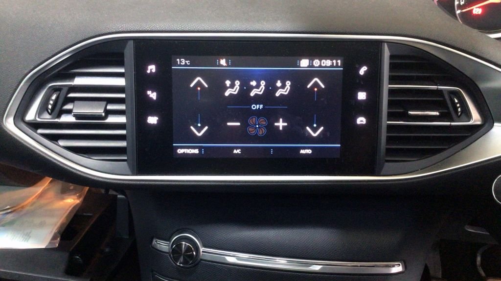 Used Peugeot 308 2019 for sale - 76119057: Photo 8