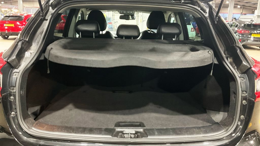 Used Nissan Qashqai 2018 for sale - 77370124: Photo 15