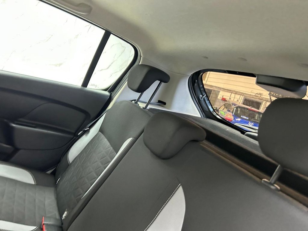 Used Dacia Sandero Stepway 2014 for sale - 77436681: Photo 18