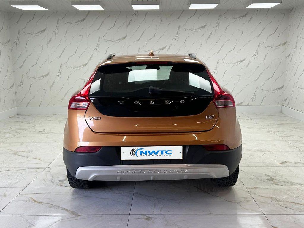 Used Volvo V40 Cross Country 2014 for sale - 78068566: Photo 10