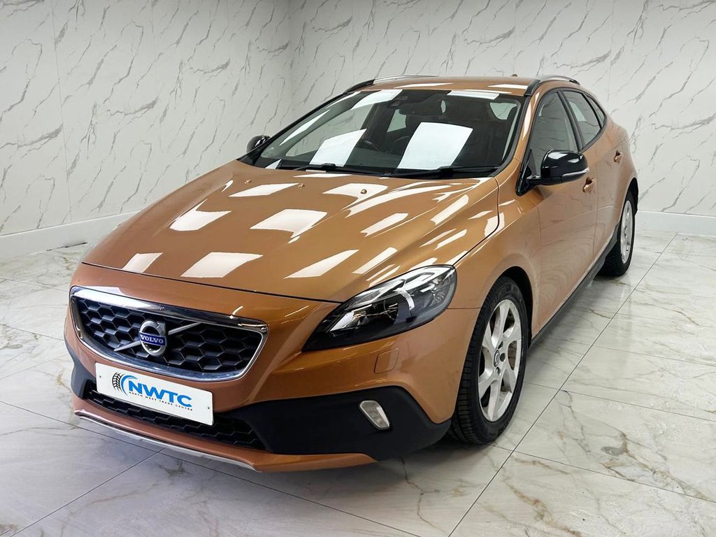 Used Volvo V40 Cross Country 2014 for sale - 78068566: Photo 6