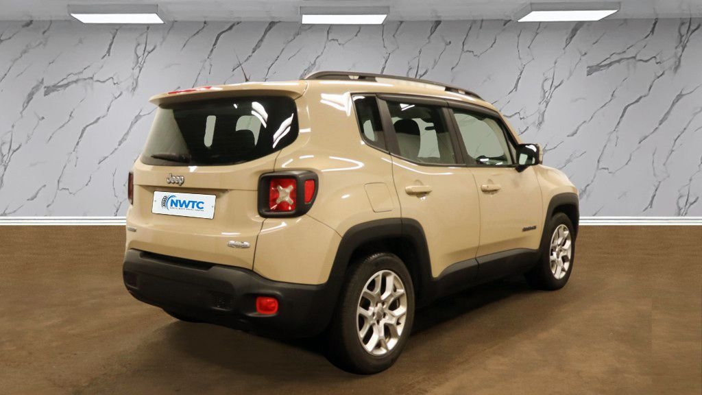 Used Jeep Renegade 2015 for sale - 77667686: Photo 7