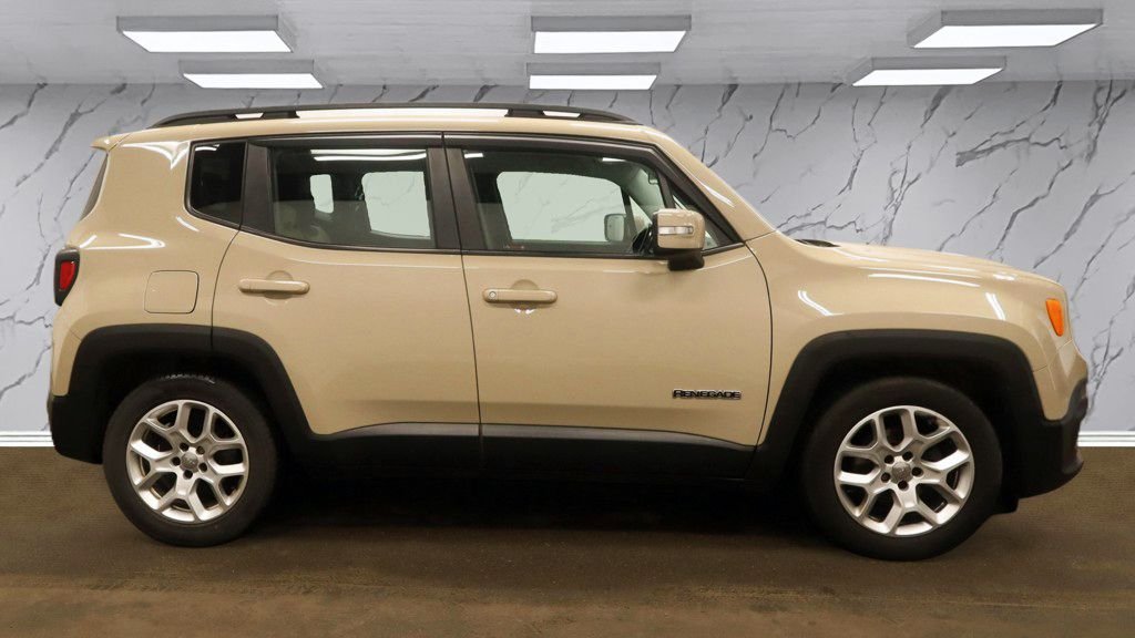 Used Jeep Renegade 2015 for sale - 77667686: Photo 8