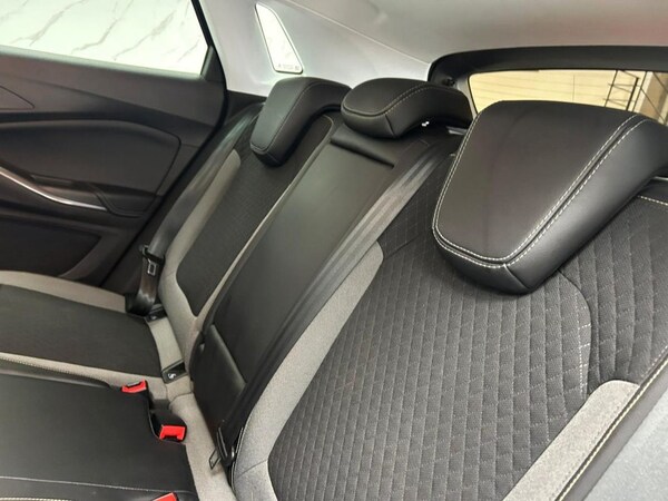Used Vauxhall Grandland X 2018 for sale - 75383818: Photo 17