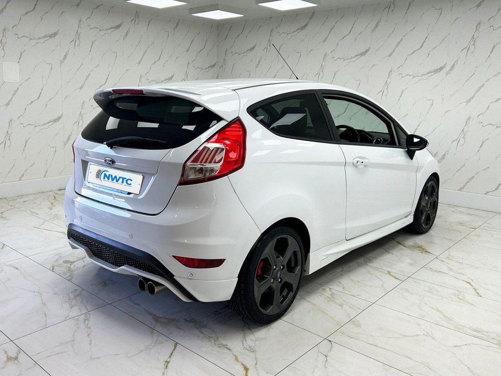 Used Ford Fiesta 2016 for sale - 76710921: Photo 10