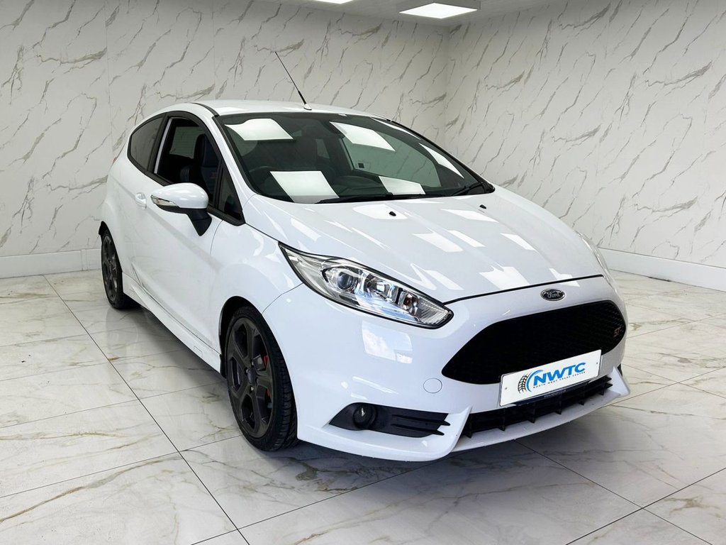 Used Ford Fiesta 2016 for sale - 76710921: Photo 2