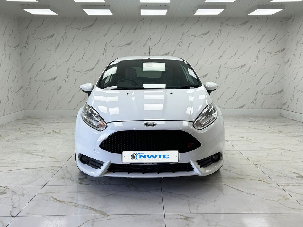 Used Ford Fiesta 2016 for sale - 76710921: Photo 3