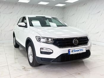 Used Volkswagen T-Roc 2018 for sale - 79883553: Photo