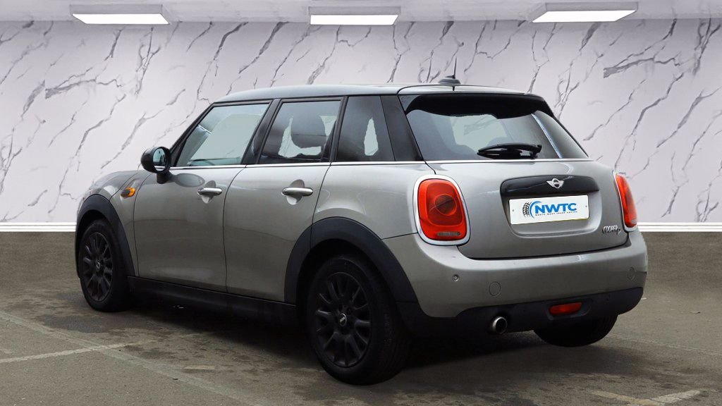 Used MINI Hatch 2017 for sale - 77667677: Photo 6