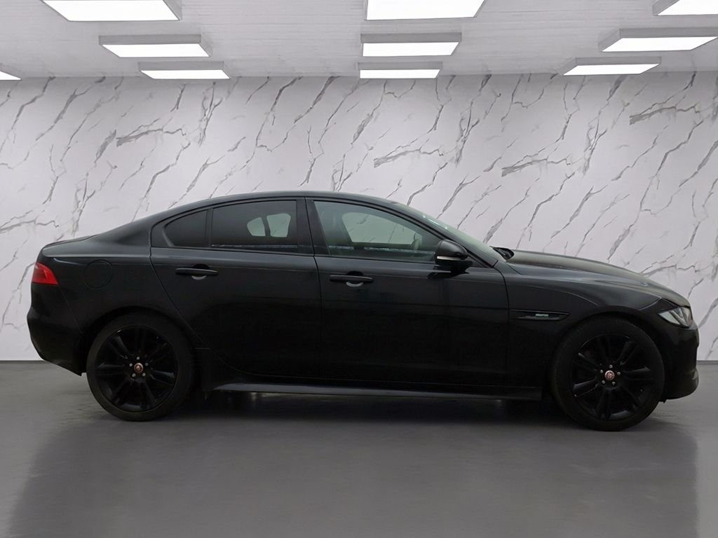 Used Jaguar XE 2015 for sale - 77384178: Photo 7
