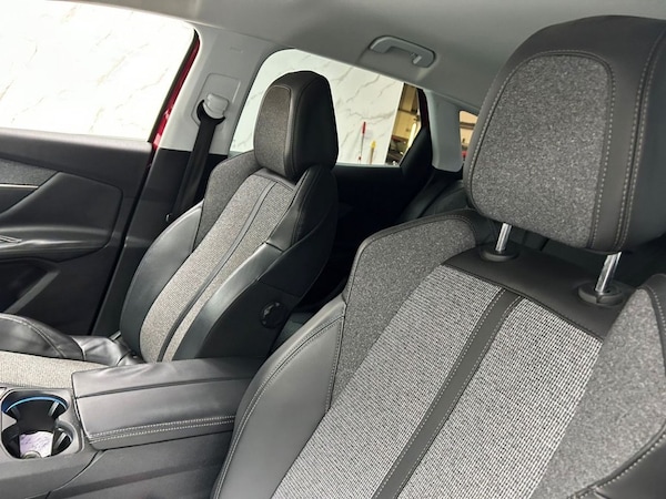 Used Peugeot 3008 2017 for sale - 76105346: Photo 13