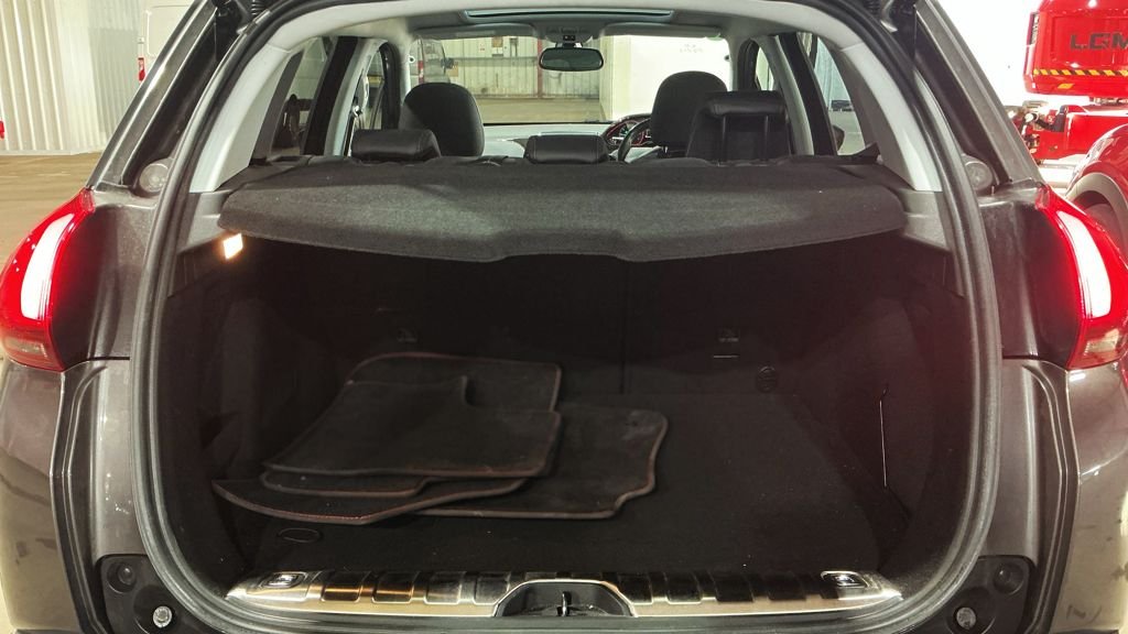 Used Peugeot 2008 2017 for sale - 76686451: Photo 12