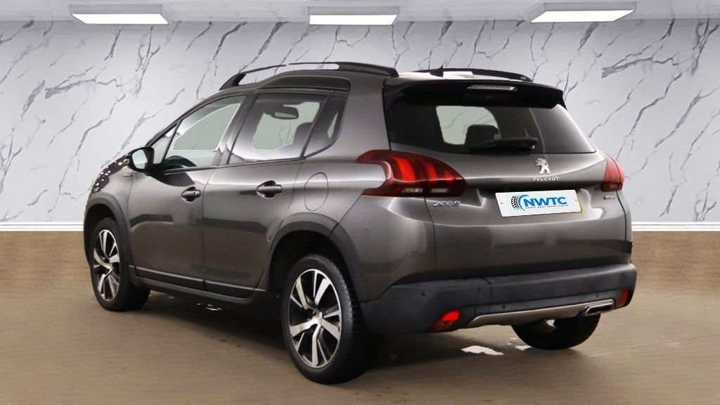 Used Peugeot 2008 2017 for sale - 76686451: Photo 4