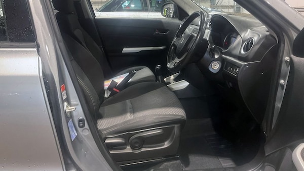 Used Suzuki Vitara 2017 for sale - 76304206: Photo 11
