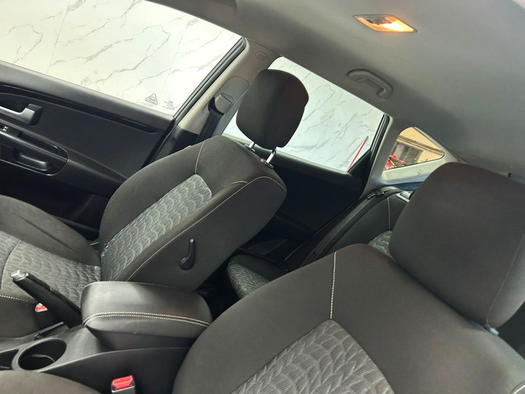 Used Kia Ceed 2010 for sale - 76605042: Photo 11