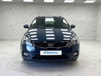 Used Kia Ceed 2010 for sale - 76605042: Photo