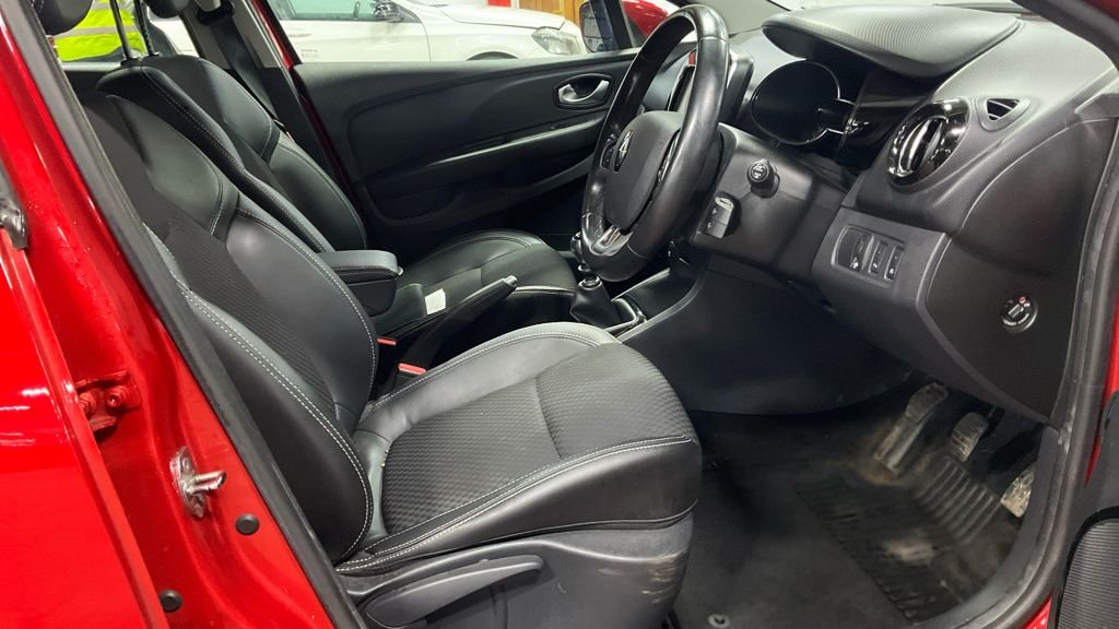 Used Renault Clio 2017 for sale - 77369687: Photo 12