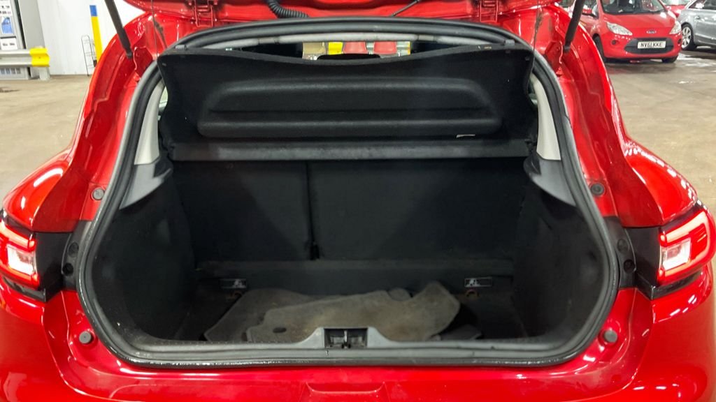 Used Renault Clio 2017 for sale - 77369687: Photo 14