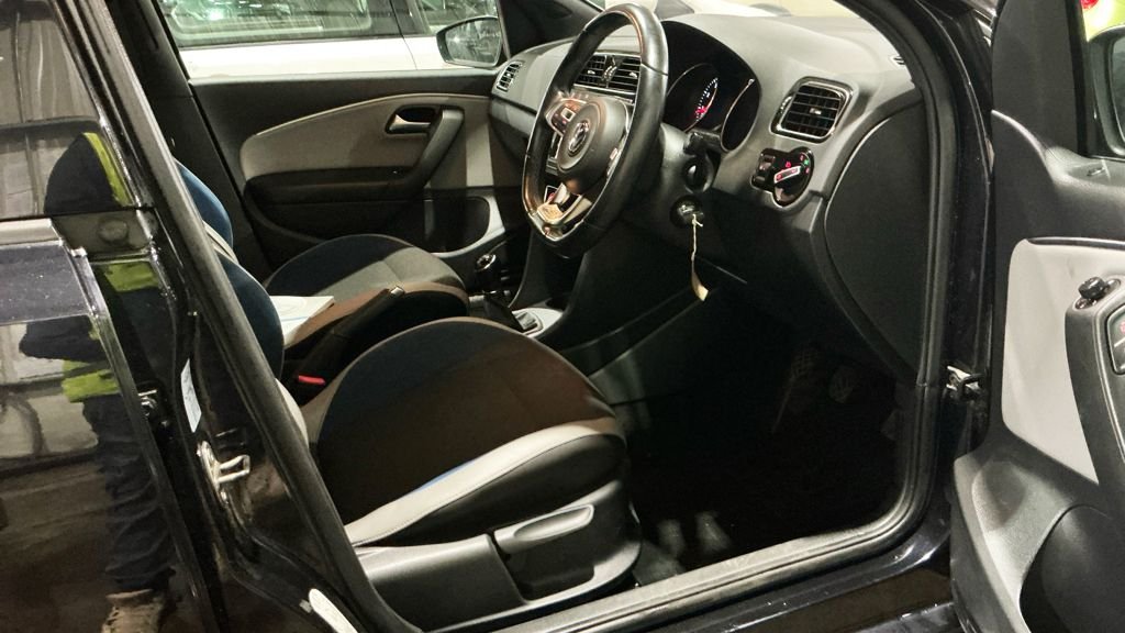 Used Volkswagen Polo 2015 for sale - 77422263: Photo 12