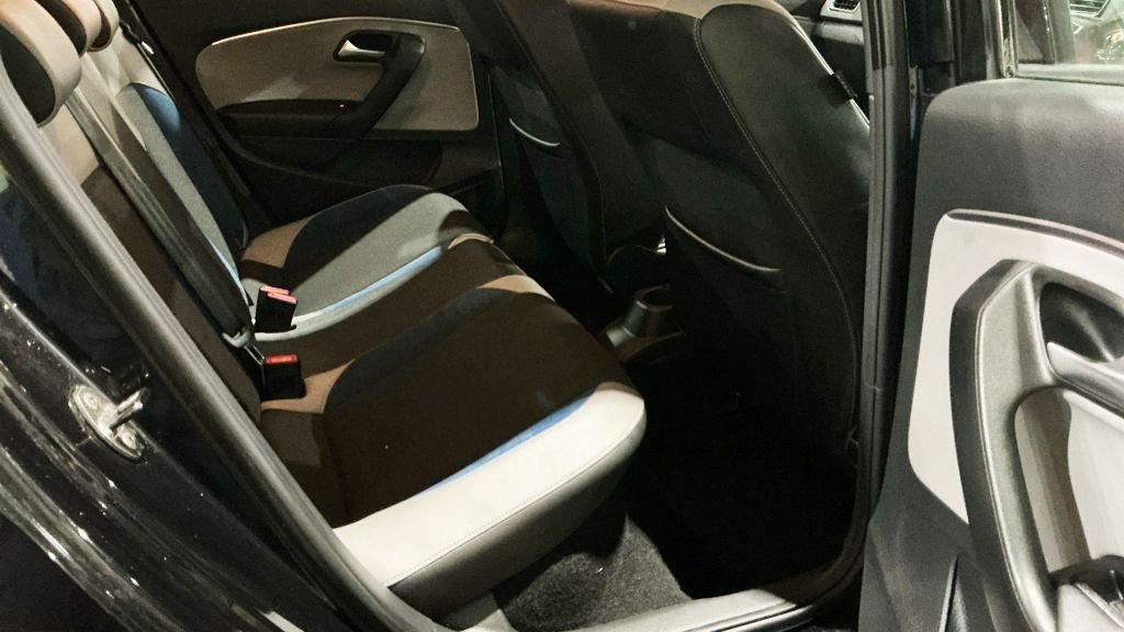 Used Volkswagen Polo 2015 for sale - 77422263: Photo 13