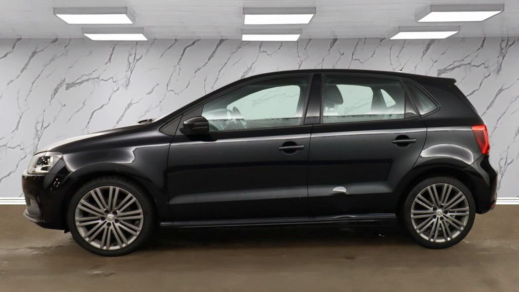 Used Volkswagen Polo 2015 for sale - 77422263: Photo 8
