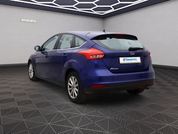 Used Ford Focus 2015 for sale - 75150039: Photo