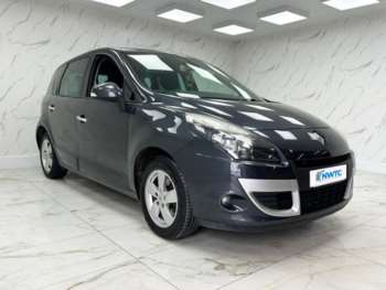 2011 (61) - **MAKE US AN OFFER! 5-Door
