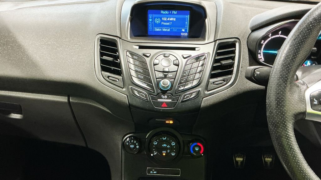 Used Ford Fiesta 2017 for sale - 77288236: Photo 9