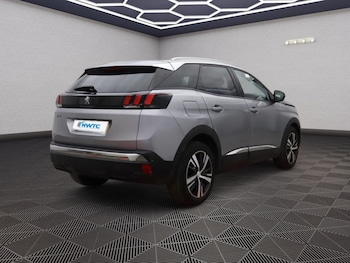 Used Peugeot 3008 2019 for sale - 76148216: Photo 4
