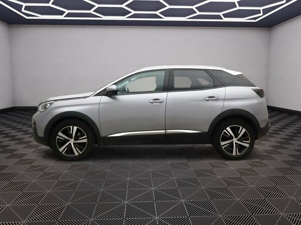 Used Peugeot 3008 2019 for sale - 76148216: Photo 6