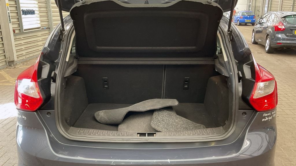 Used Ford Focus 2014 for sale - 76535608: Photo 11