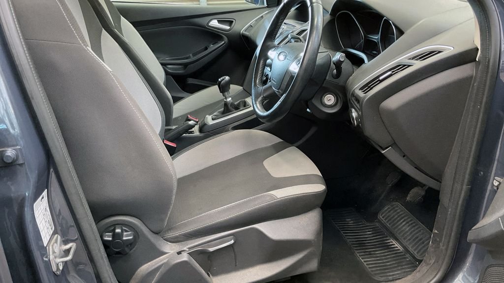 Used Ford Focus 2014 for sale - 76535608: Photo 9