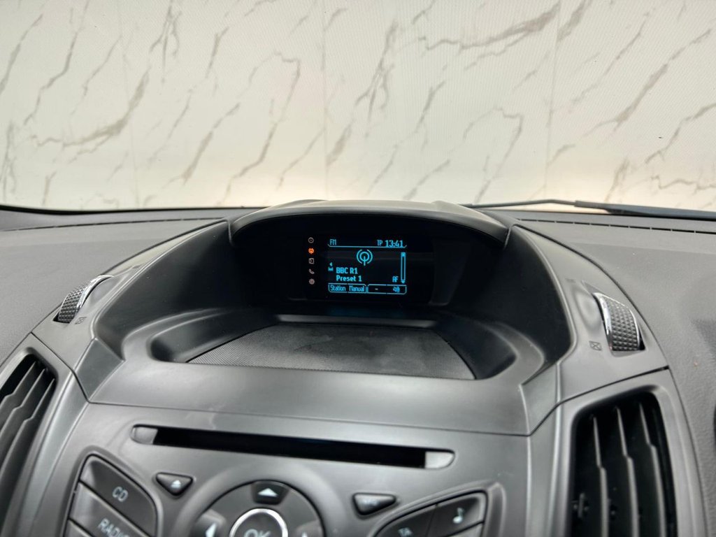 Used Ford Kuga 2014 for sale - 76841696: Photo 14