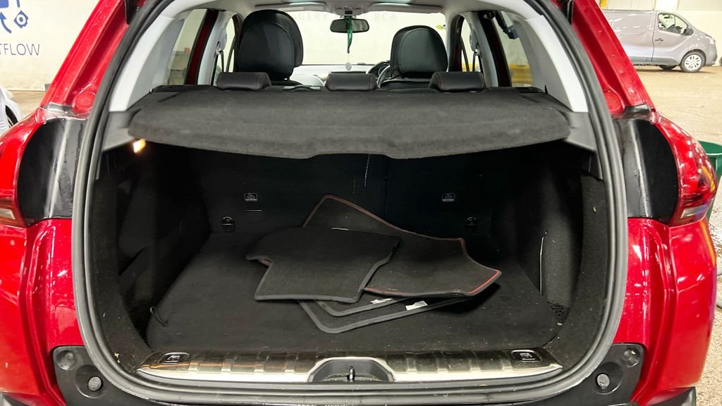 Used Peugeot 2008 2019 for sale - 76821073: Photo 11