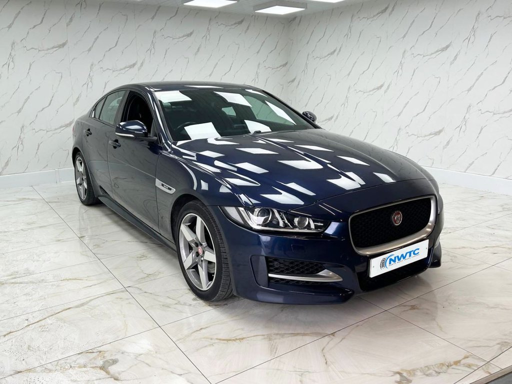 Used Jaguar XE 2015 for sale - 77935993: Photo 4