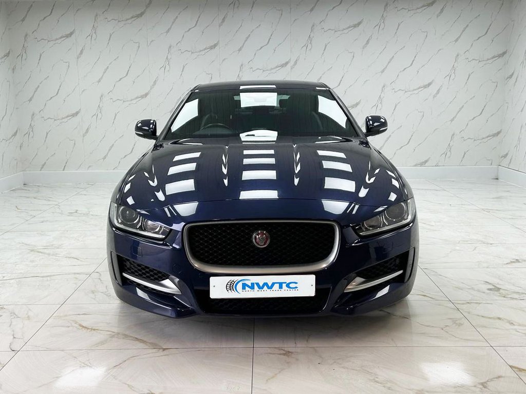 Used Jaguar XE 2015 for sale - 77935993: Photo 5