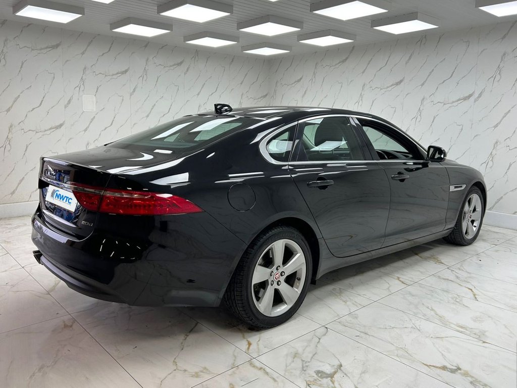 Used Jaguar XF 2018 for sale - 76454700: Photo 10