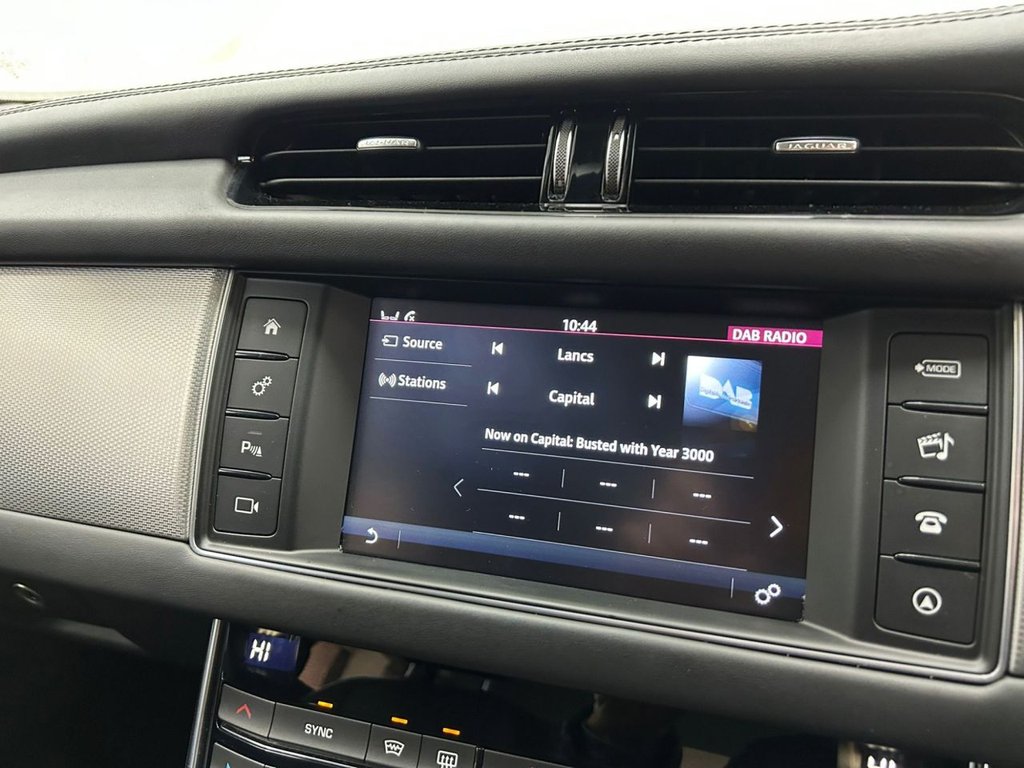 Used Jaguar XF 2018 for sale - 76454700: Photo 15