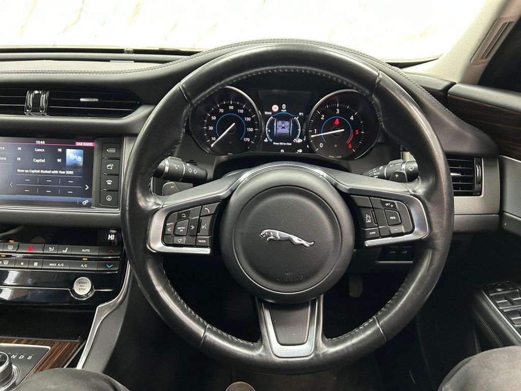 Used Jaguar XF 2018 for sale - 76454700: Photo 17
