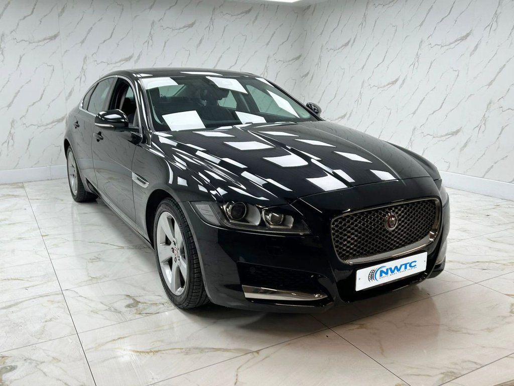 Used Jaguar XF 2018 for sale - 76454700: Photo 2