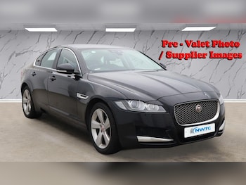 Used Jaguar XF 2018 for sale - 76454700: Photo