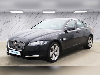 Used Jaguar XF 2018 for sale - 76454700: Photo