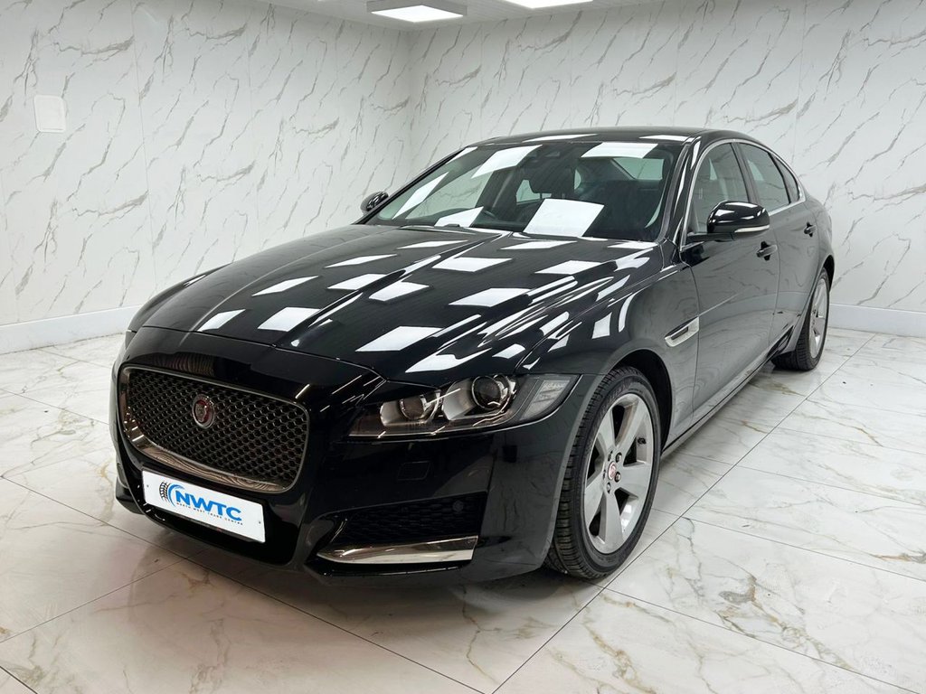 Used Jaguar XF 2018 for sale - 76454700: Photo 4