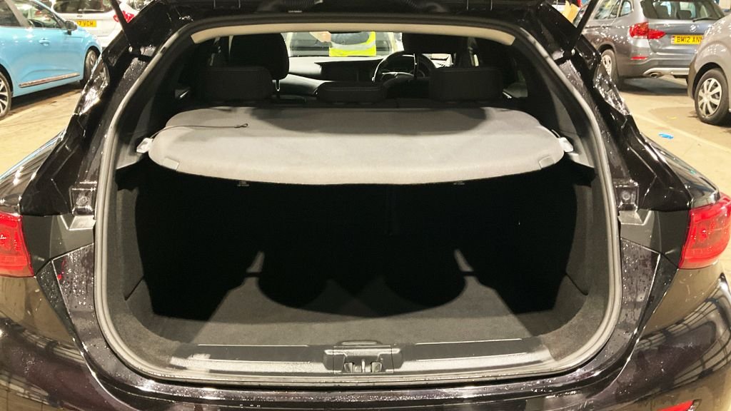 Used Infiniti Q30 2016 for sale - 77383981: Photo 14