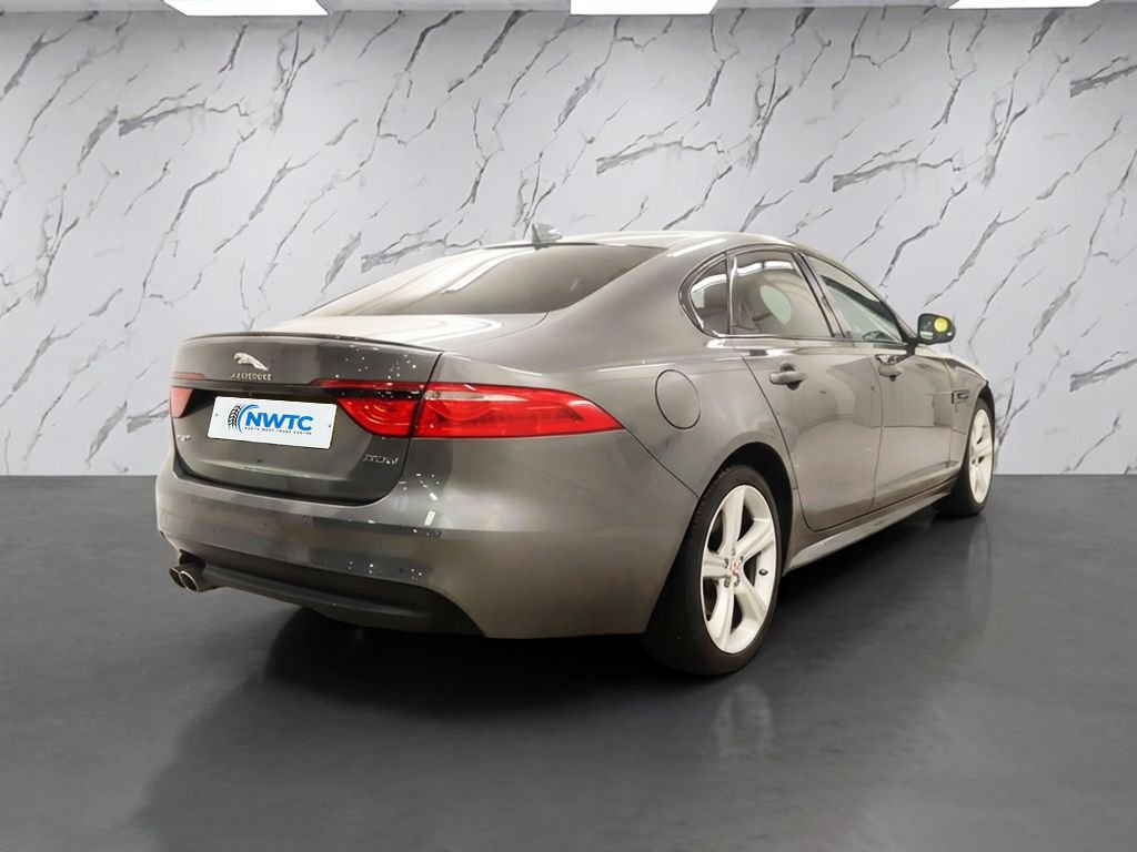 Used Jaguar XF 2017 for sale - 77328366: Photo 6