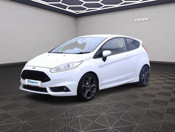 Used Ford Fiesta 2016 for sale - 76132601: Photo 3