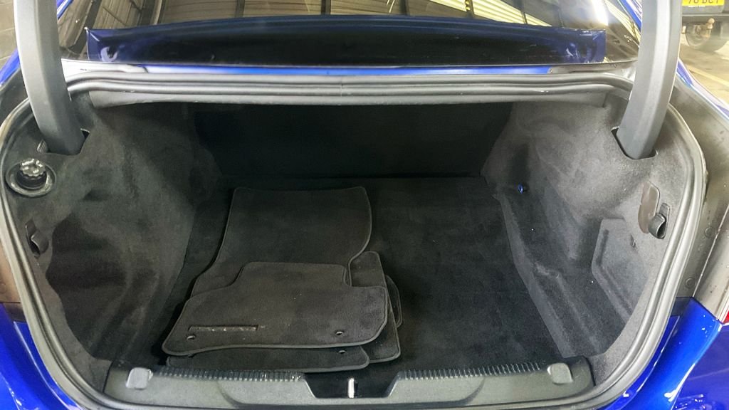 Used Jaguar XE 2018 for sale - 76686590: Photo 12