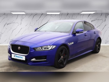 Used Jaguar XE 2018 for sale - 76686590: Photo
